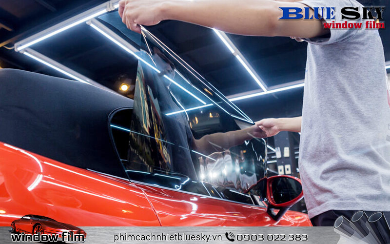 Mã phim Ceramic Plus 5099 thường được sử dụng để dán phim cách nhiệt chống nóng trên kính sườn của ô tô